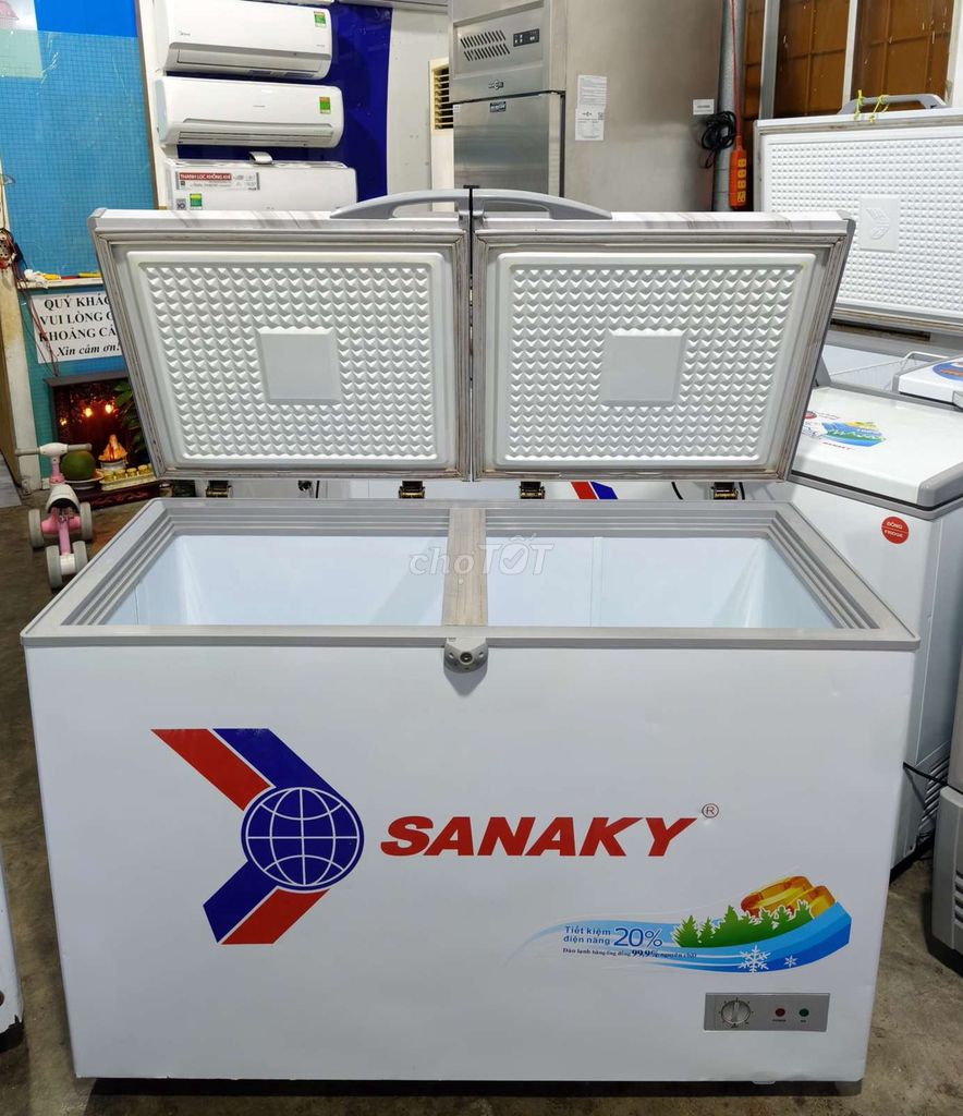 Фото 2: Морозильный ларь Sanaky 360L R600 Белый