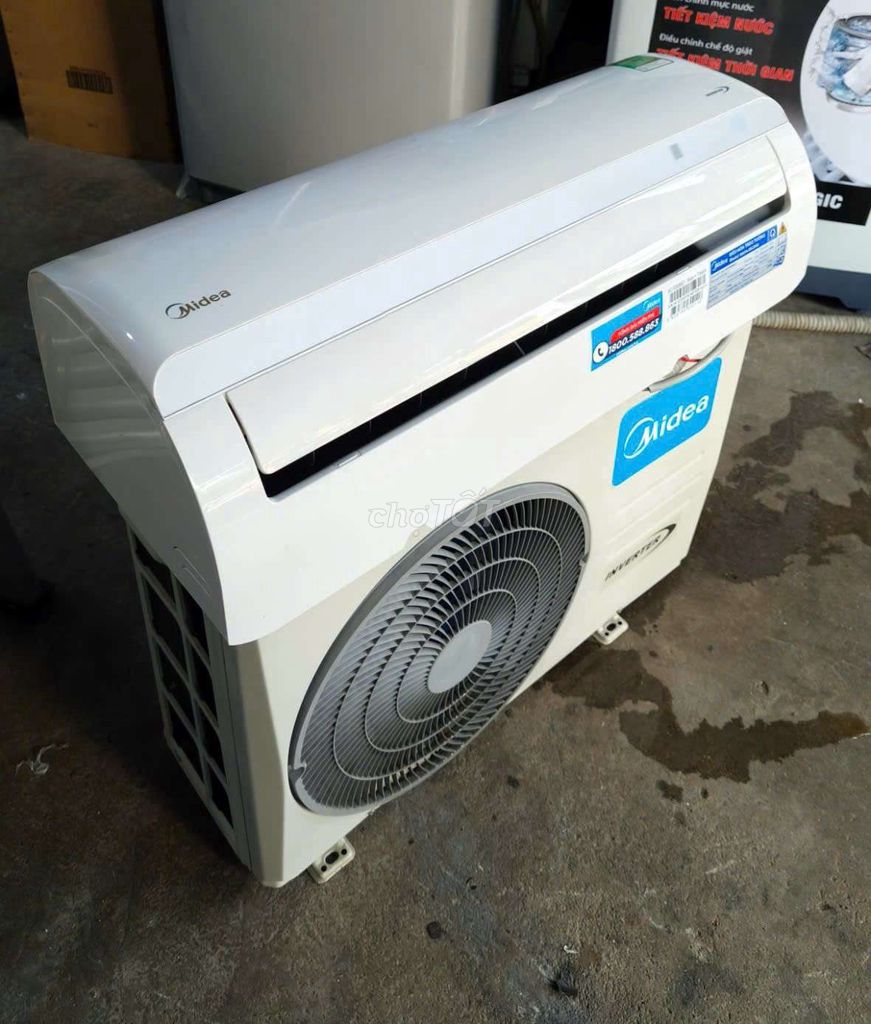 Фото 2: Кондиционер Midea 1HP Inverter Белый