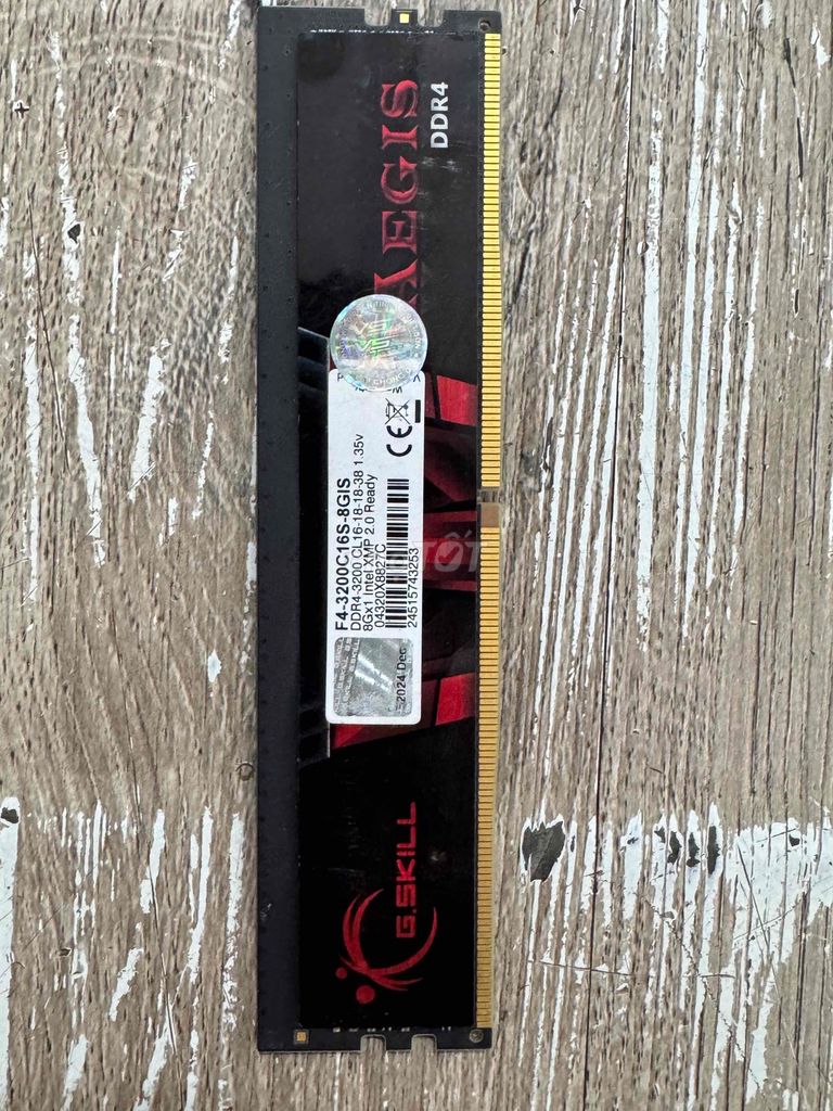 Распродажа оперативной памяти 8GB DDR4 3200, ещё на гарантии