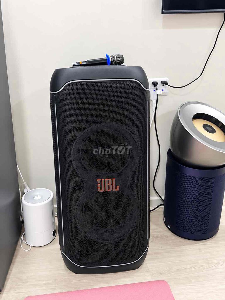 Колонка JBL PartyBox Ultimate черная
