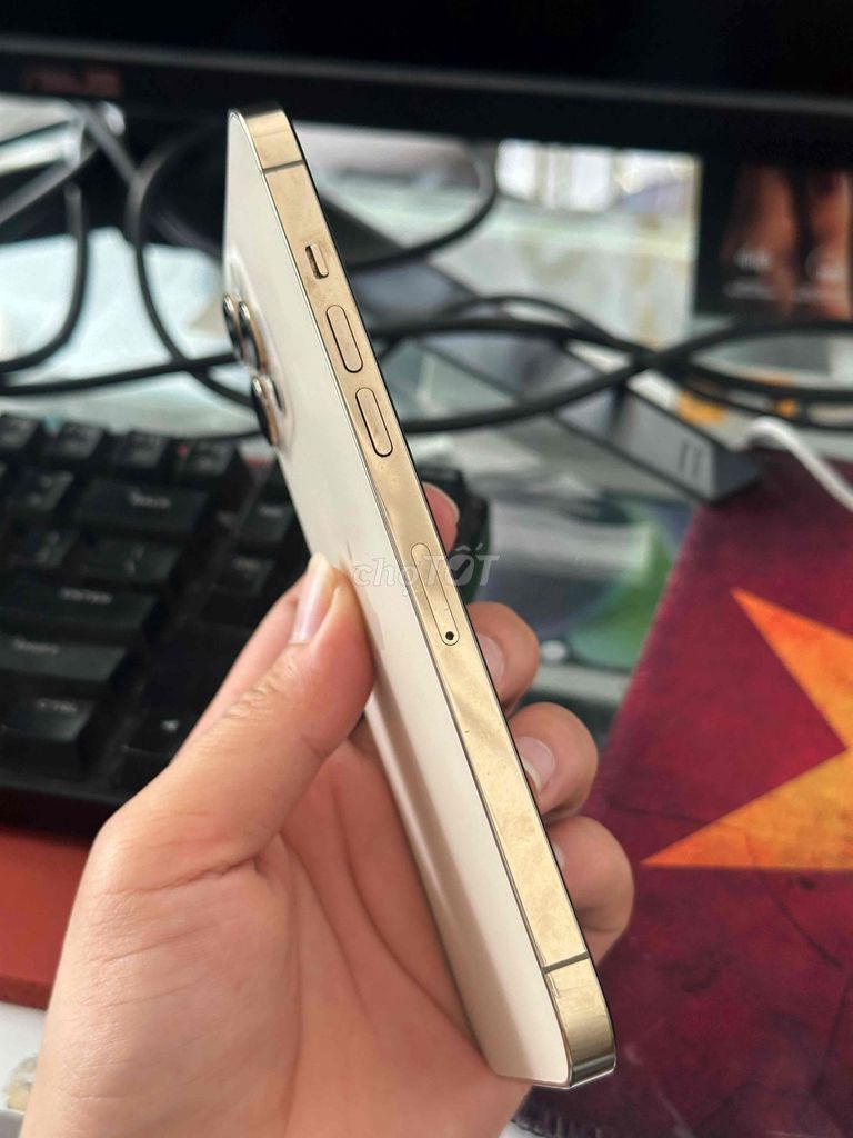 Фото 2: Apple iPhone 12 Pro Max 128GB Золотой Б/У