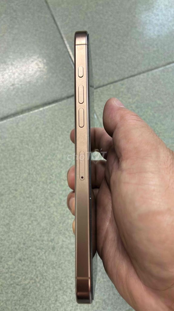 Apple iPhone 16 Pro Max Пустыня 99%