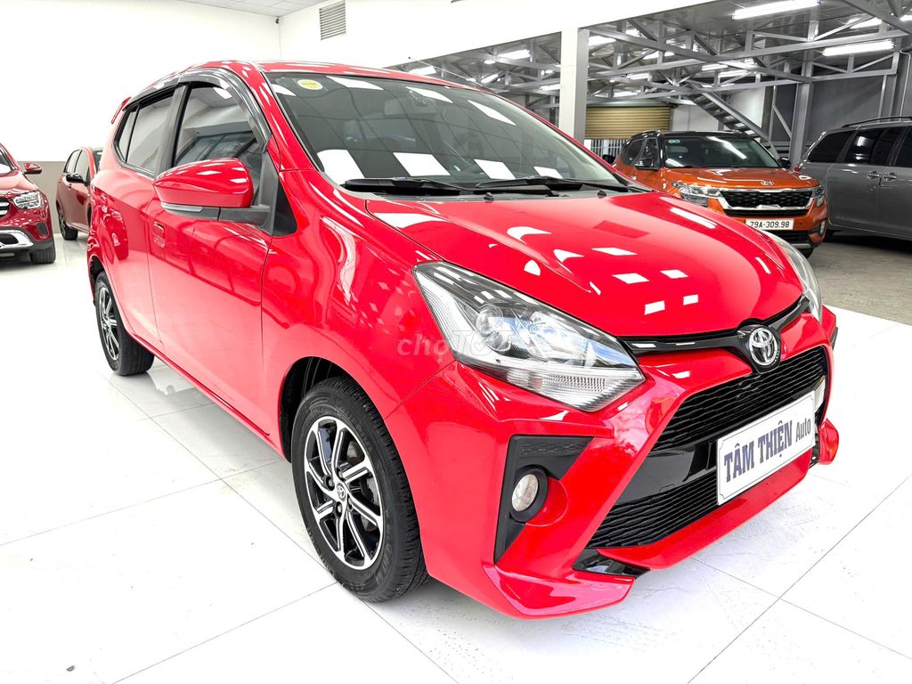 Фото 2: TOYOTA WIGO 1.2AT 2021 компактный семейный автомобиль