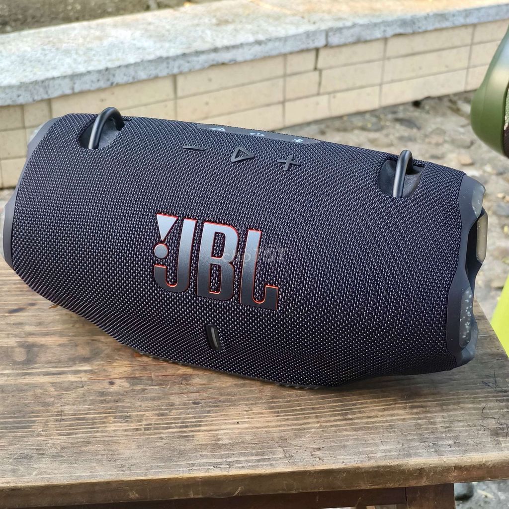 Фото 2: Колонка Bluetooth JBL Extreme 4 Rằn ri