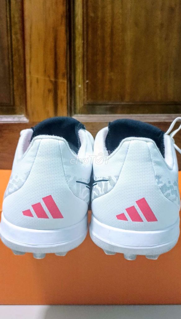 Фото 3: Бутсы Adidas Predator Club TF FT 98%