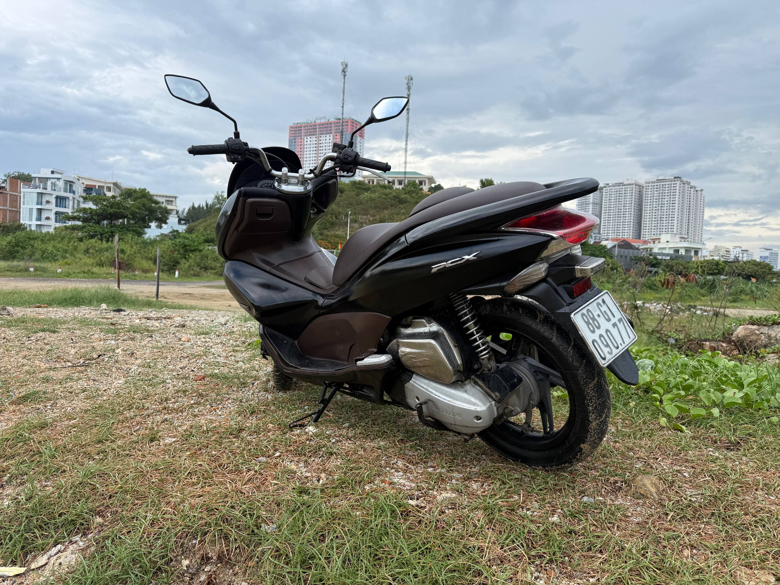 Фото 3: Продаётся Honda PCX 125 2012 года в хорошем состоянии