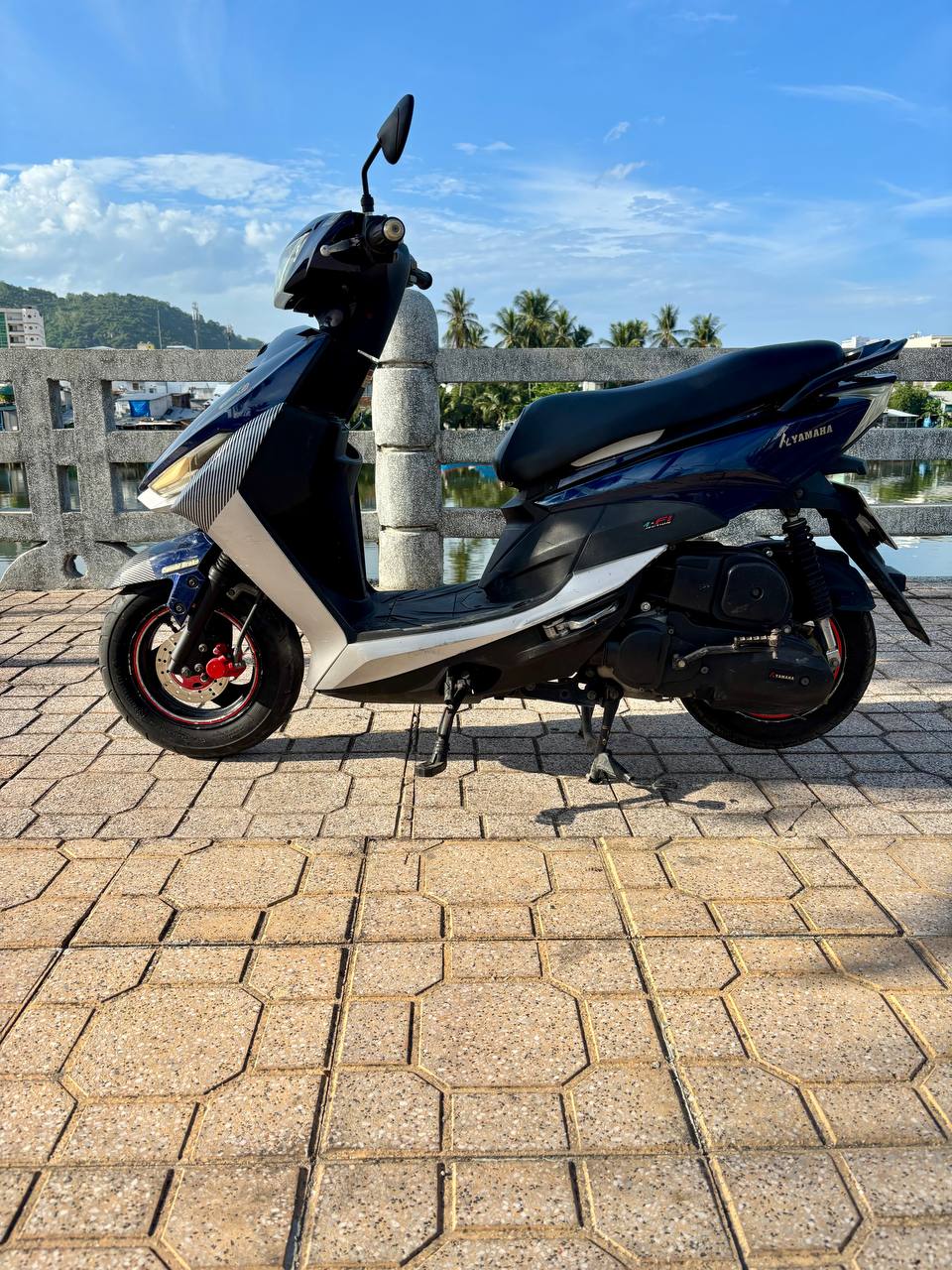 Фото 3: Продаётся скутер Yamaha 50 куб