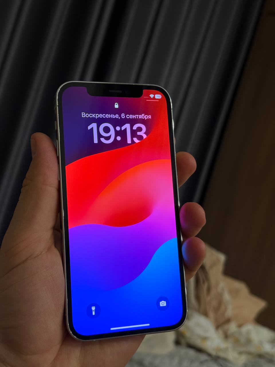 Продаётся iPhone 12 Pro в отличном состоянии, всё работает, объём памя