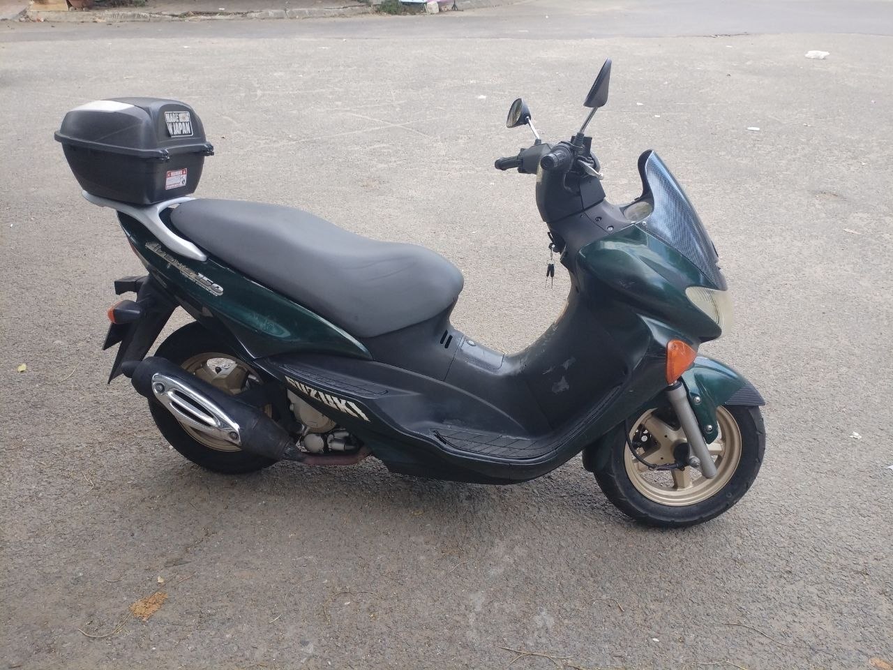 Продаётся Suzuki Avenis 150 2002 года, двигатель 150 куб