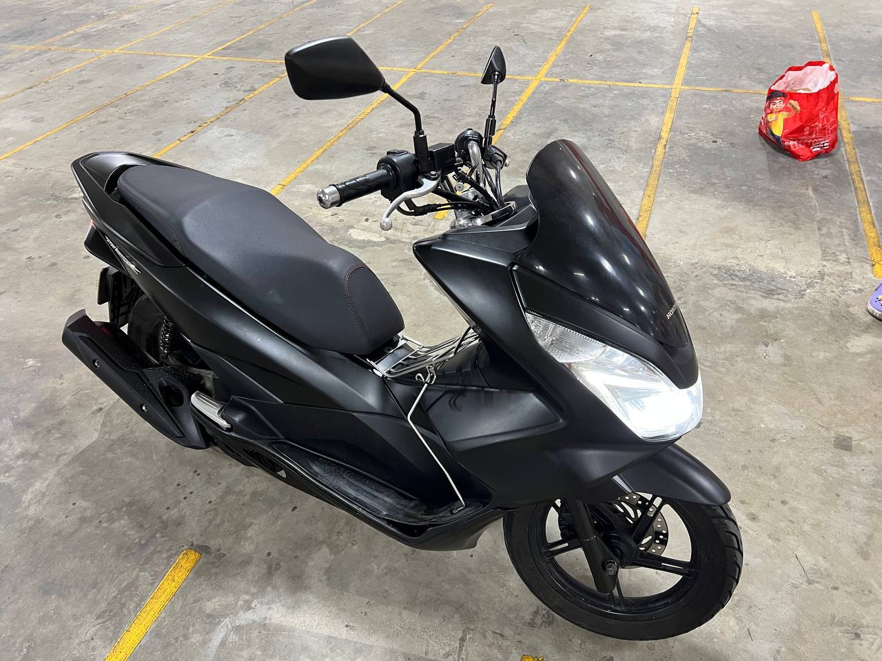Фото 3: Продаётся Honda PSX 2017 года, объём 125 см³, пробег 46 600 км