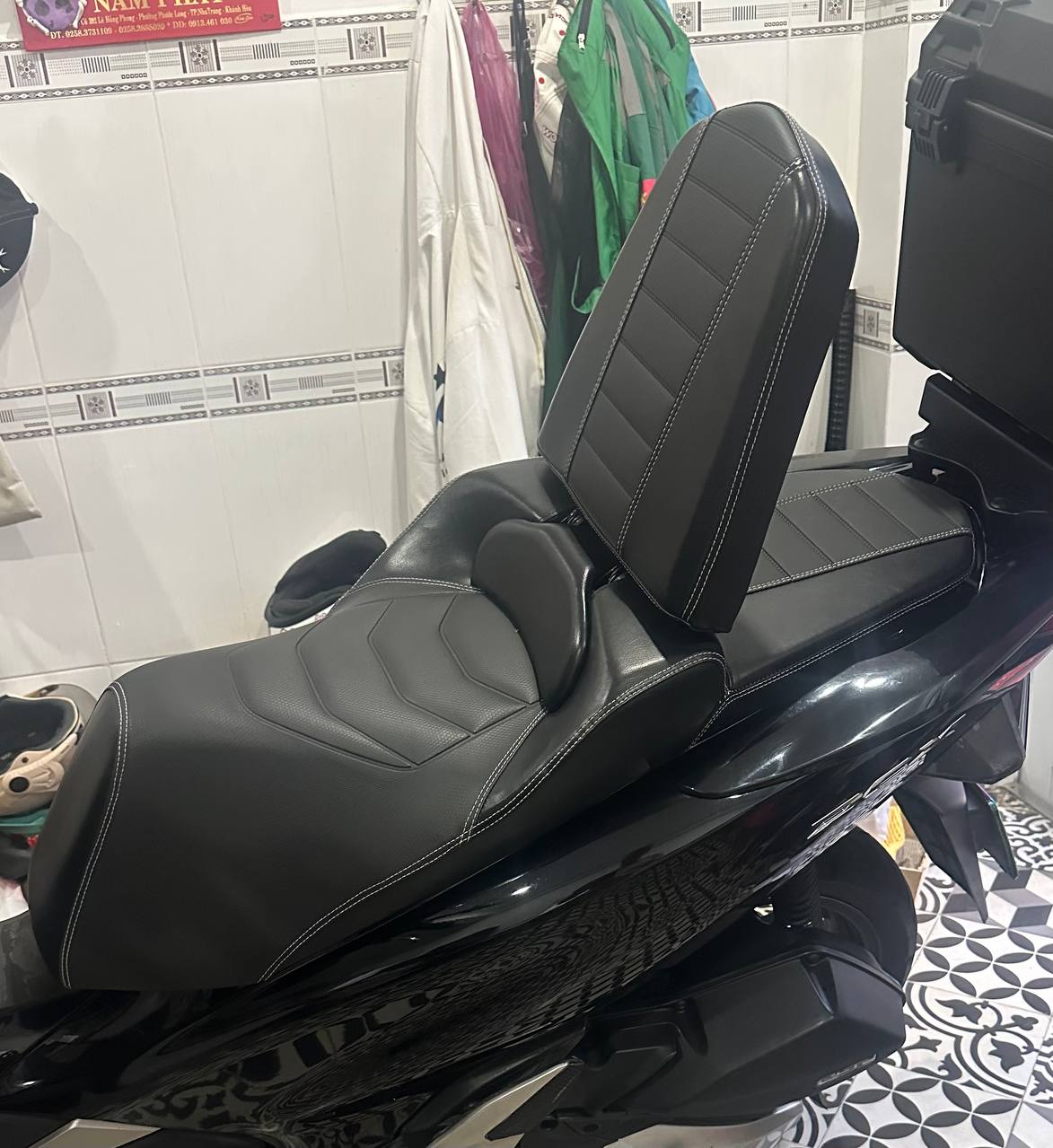 Продаётся эксклюзивное сиденье со спинкой для PCX 3 поколения